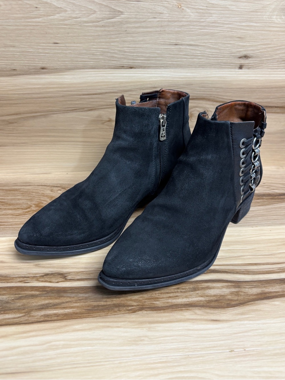 A.S.98 Cace black leather ankle booties women’s size 41/ 9.5–10